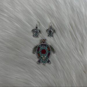 EARRING W/ PENDANT - Image 1